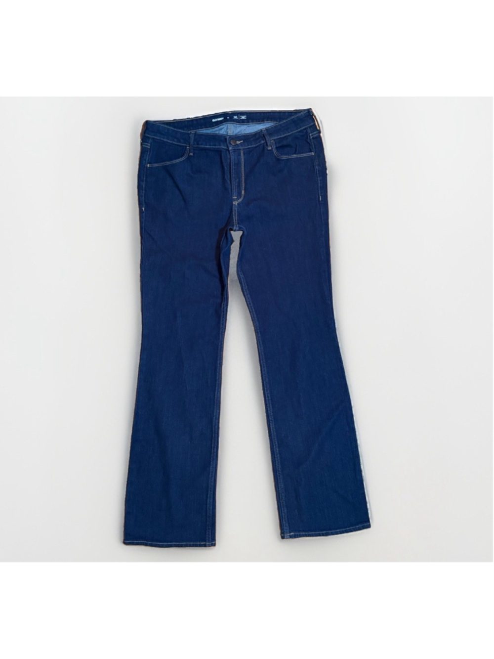 Old Navy Mid-Rise Wow Bootcut Jeans (Dark Wash) - Size 14